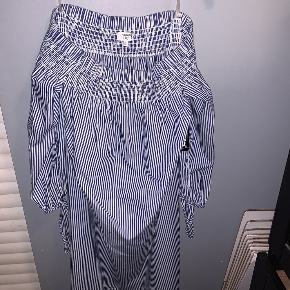 Crown and Ivy new dress